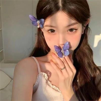 穿越七次，我成了大佬的救命恩人